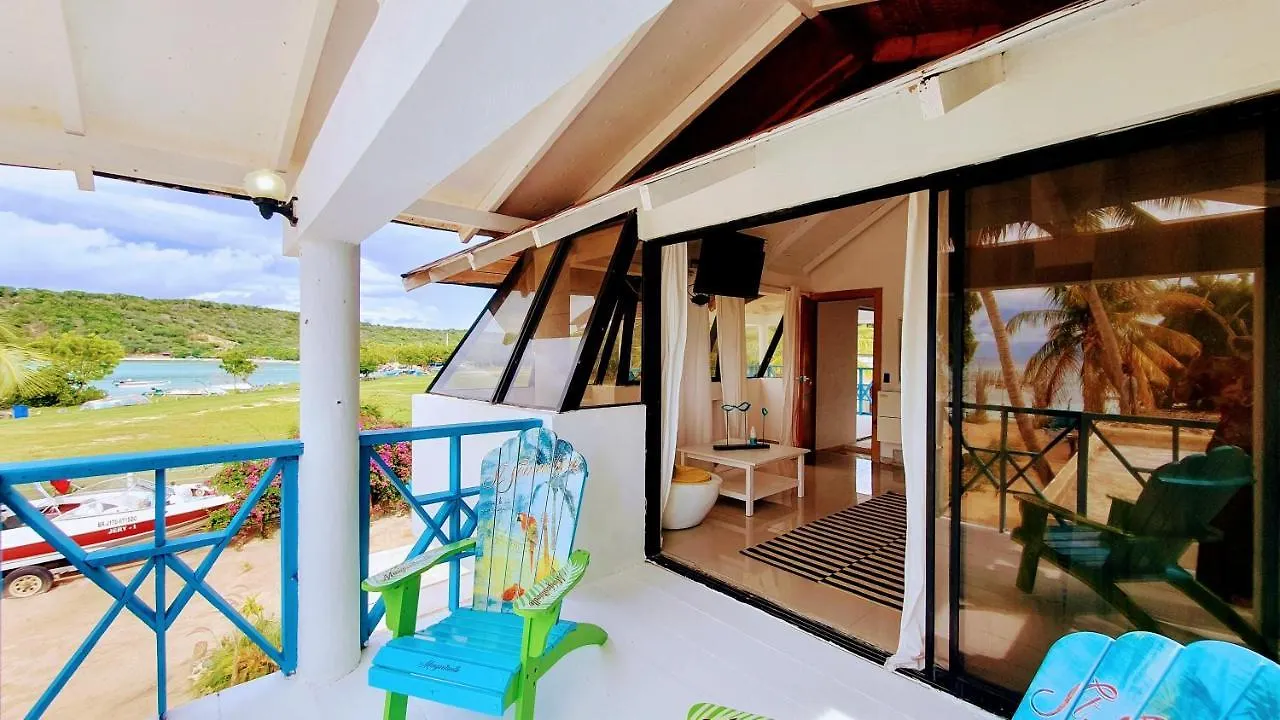 Bluemare Ecohotel Frente A La Playa Ensendada Punta Rucia Hotel