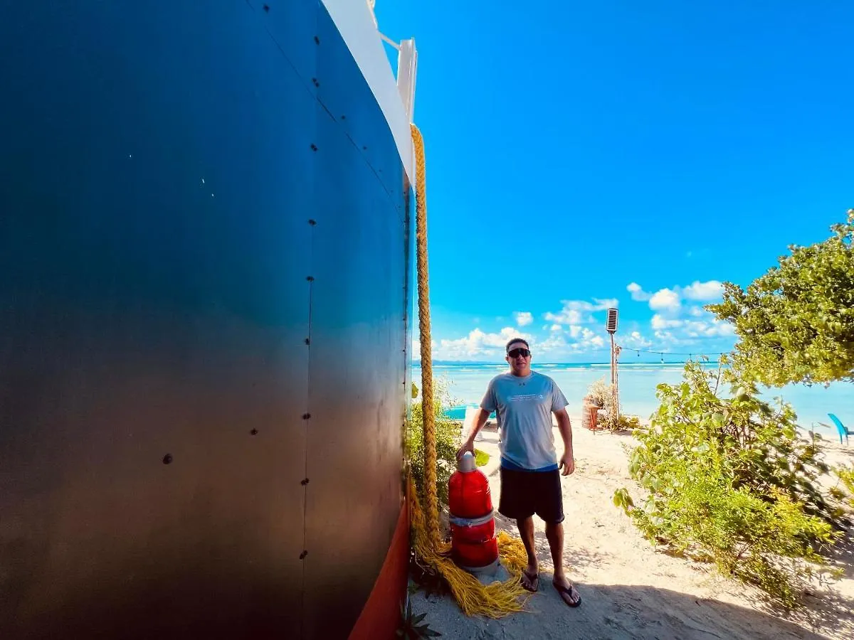 Bluemare Ecohotel Frente A La Playa Ensendada 蓬塔露奇亚